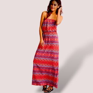 💜 Beautiful, Colorful Maxi Dress From Forever 21
